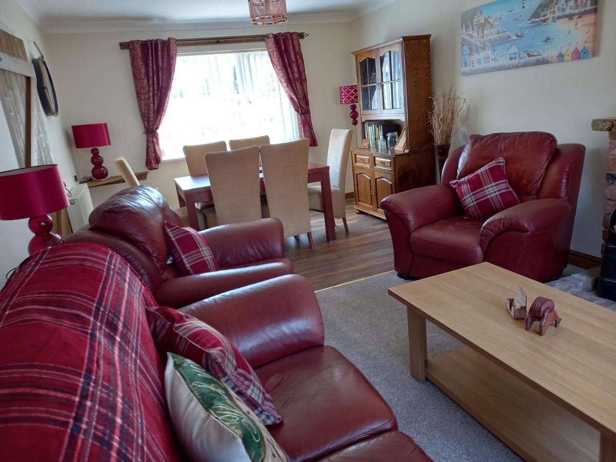 Holiday home Pet Friendly Beautiful Detached Close To Spurn Point, Easington And Withersea Kingston upon Hull