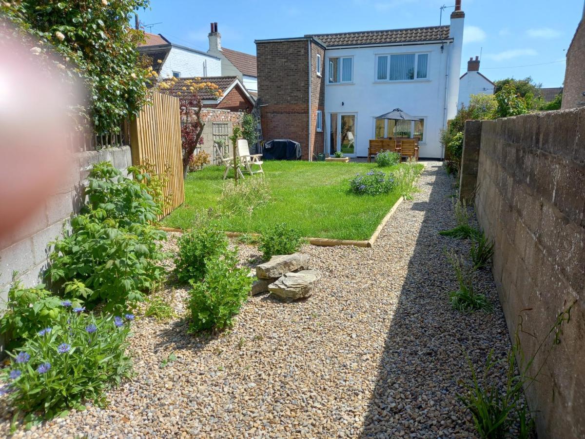 Pet Friendly Beautiful Detached Close To Spurn Point, Easington And Withersea Holiday home *