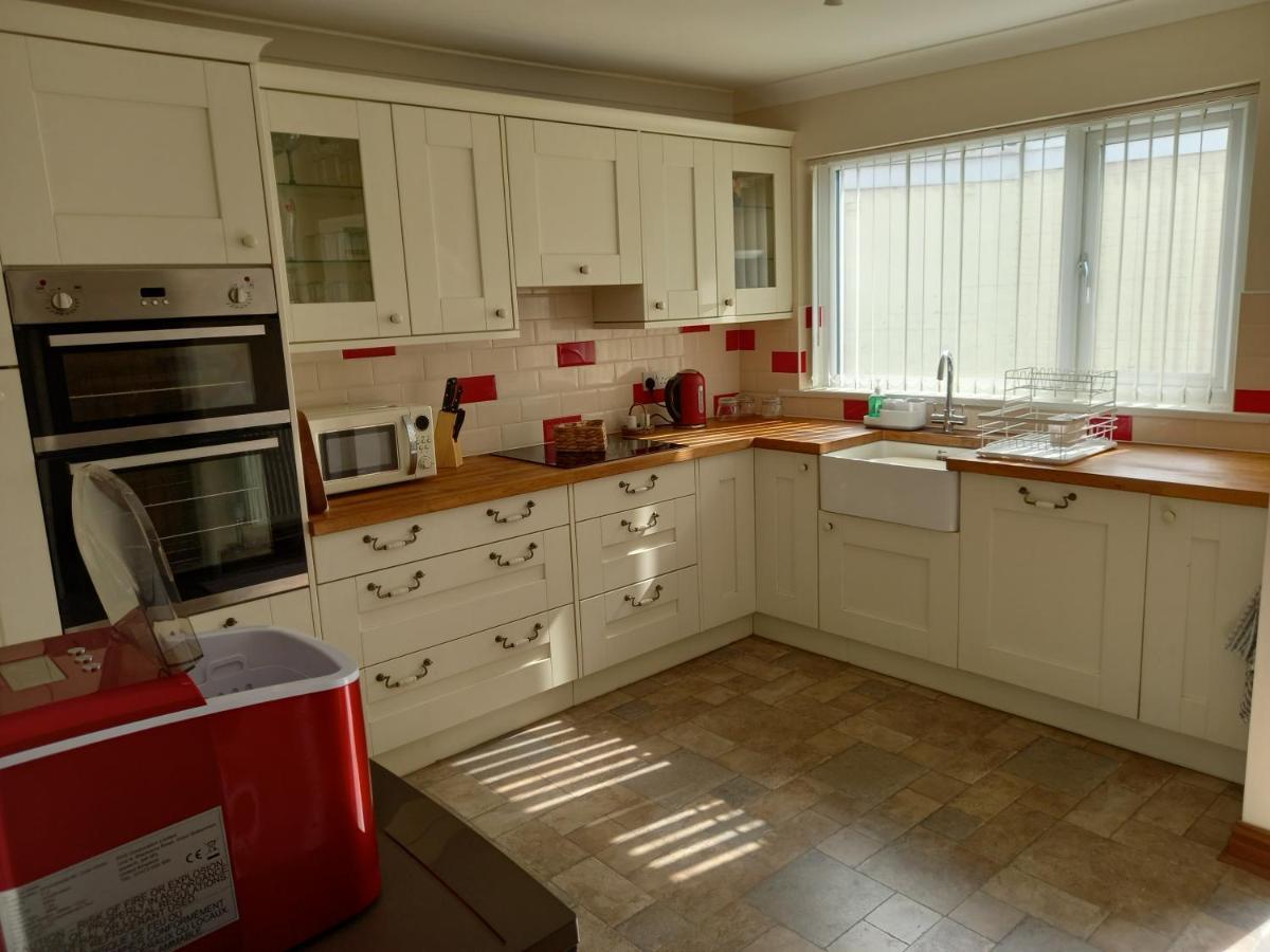 Holiday home Pet Friendly Beautiful Detached Close To Spurn Point, Easington And Withersea