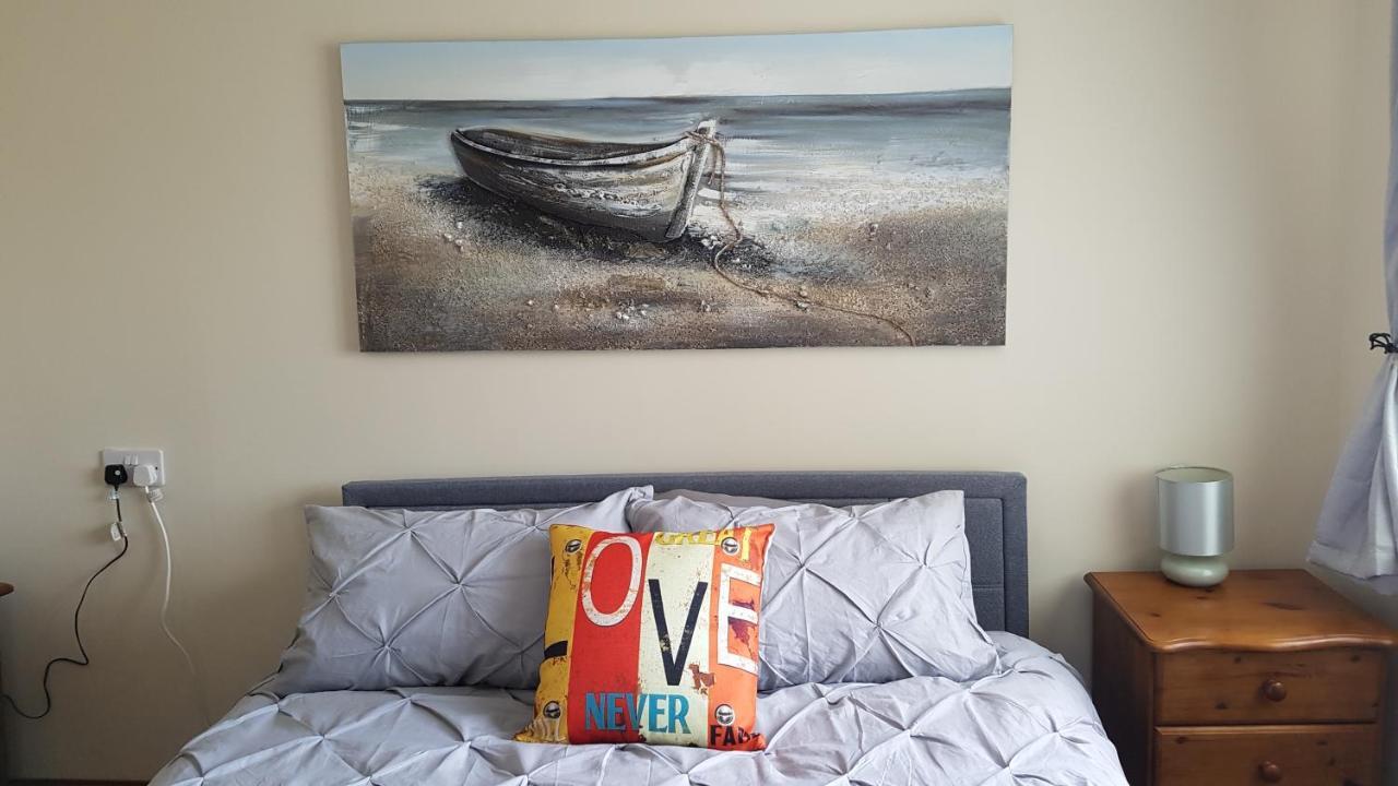 Holiday home Pet Friendly Beautiful Detached Close To Spurn Point, Easington And Withersea Kingston upon Hull